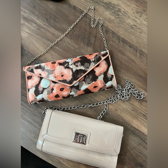 BUNDLE - 2 Aldo clutches - Picture 3 of 9